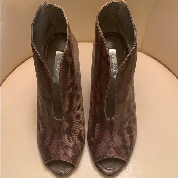 BCBG Python booties - Picture 2 of 3